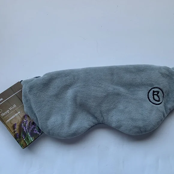 Weighted Eye & Sleep Mask + Bonus - Picture 2 of 6
